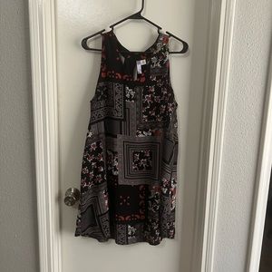 Black Paisley Sleeveless Dress